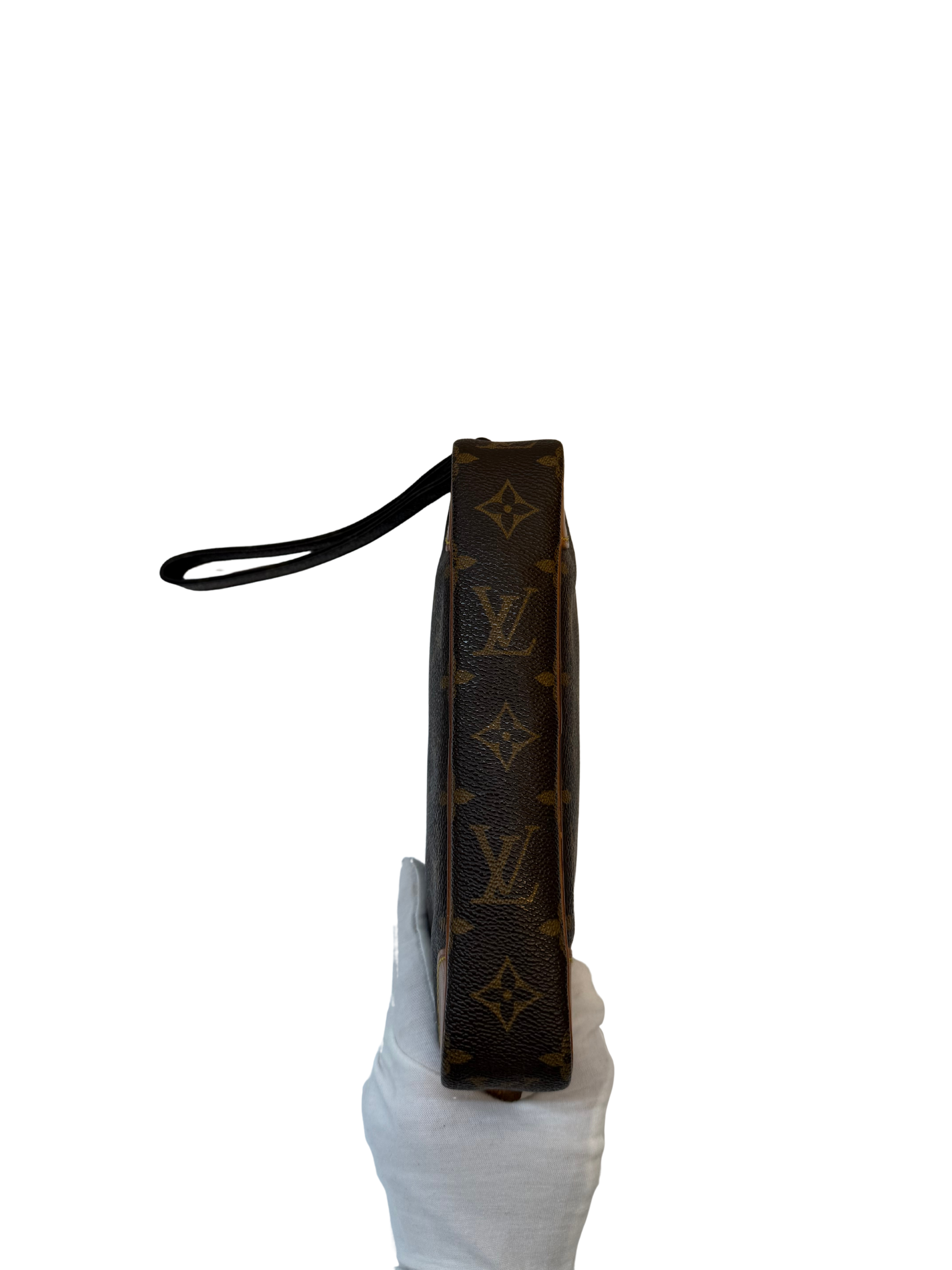 Louis Vuitton Monogram Pouch
