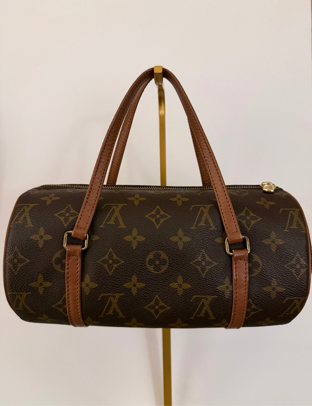 Louis Vuitton Papillon- Size 26