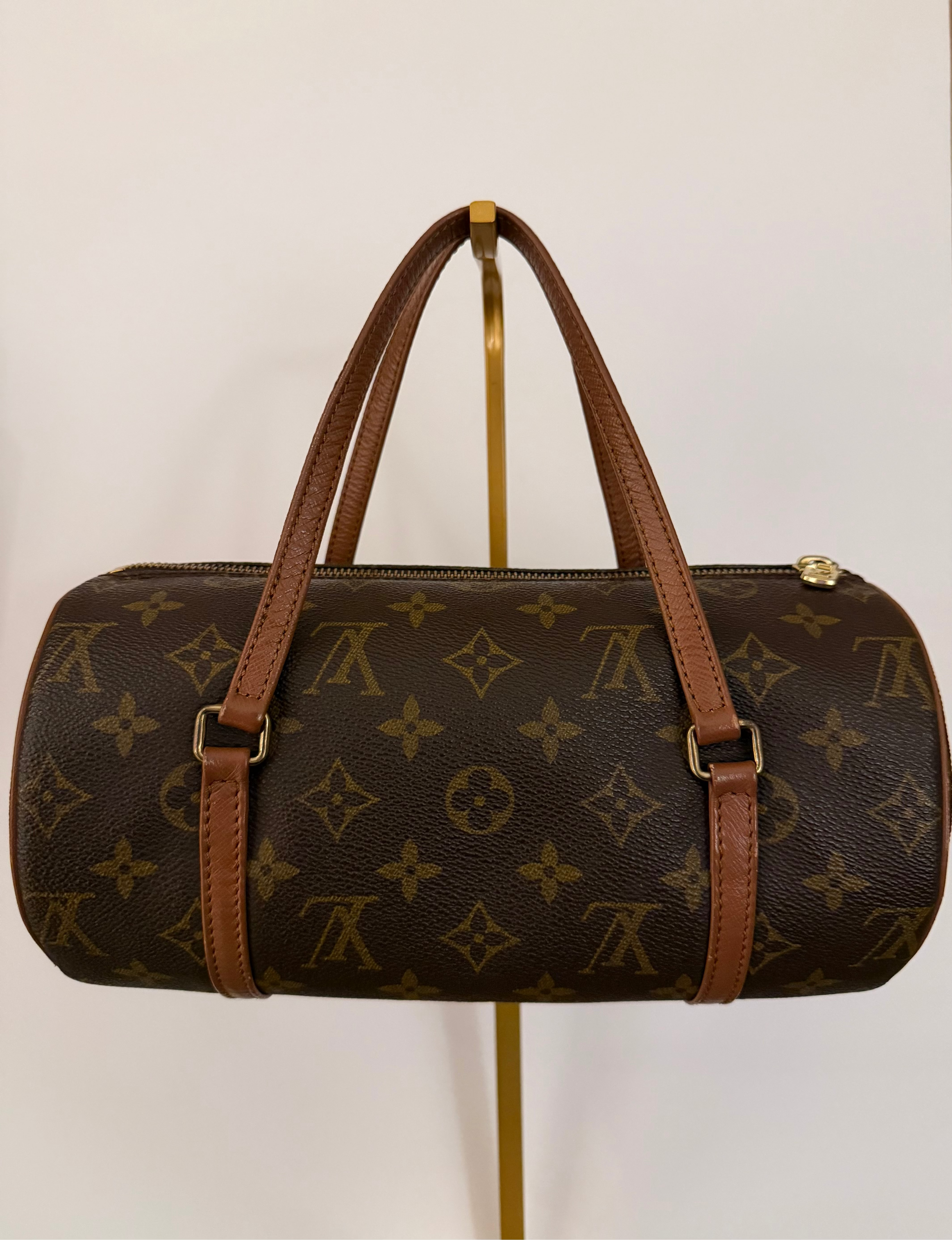 Louis Vuitton Papillon- Size 26