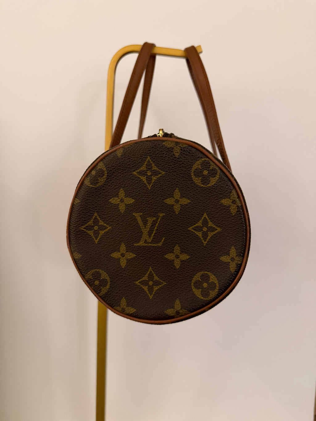 Louis Vuitton Papillon- Size 26