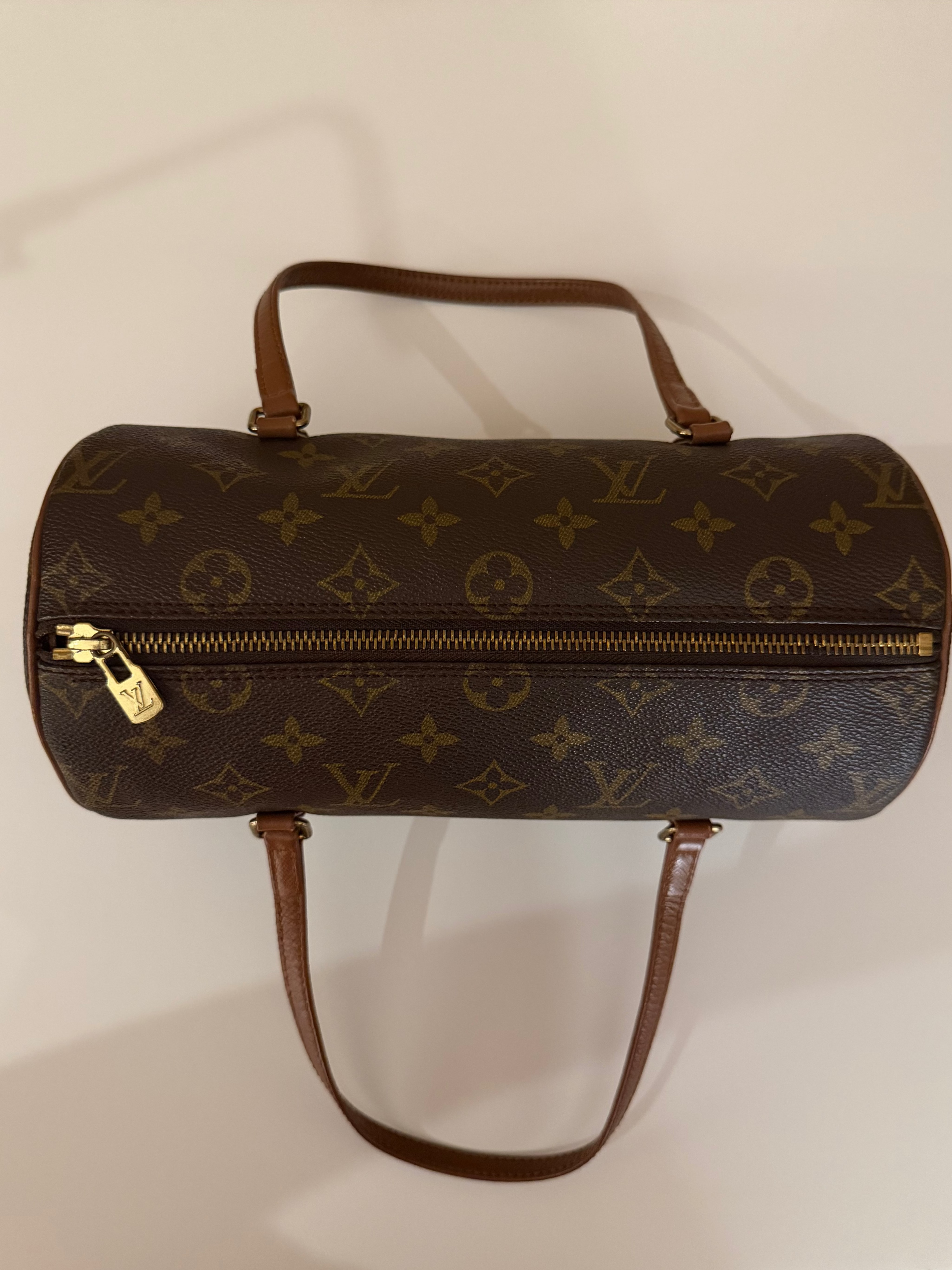 Louis Vuitton Papillon- Size 26