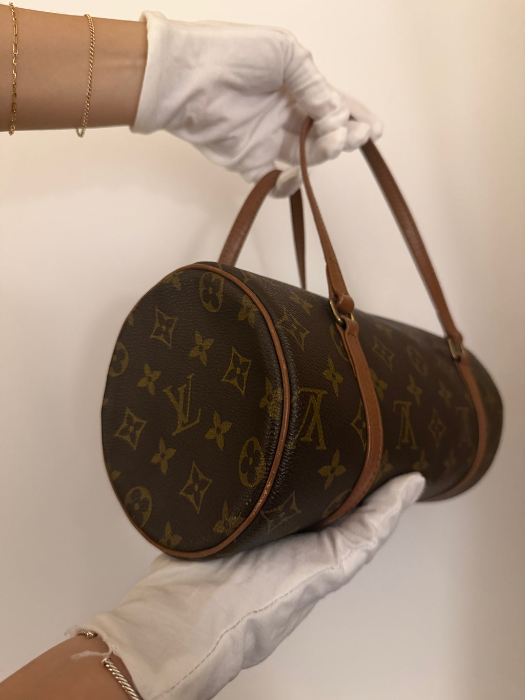 Louis Vuitton Papillon- Size 26
